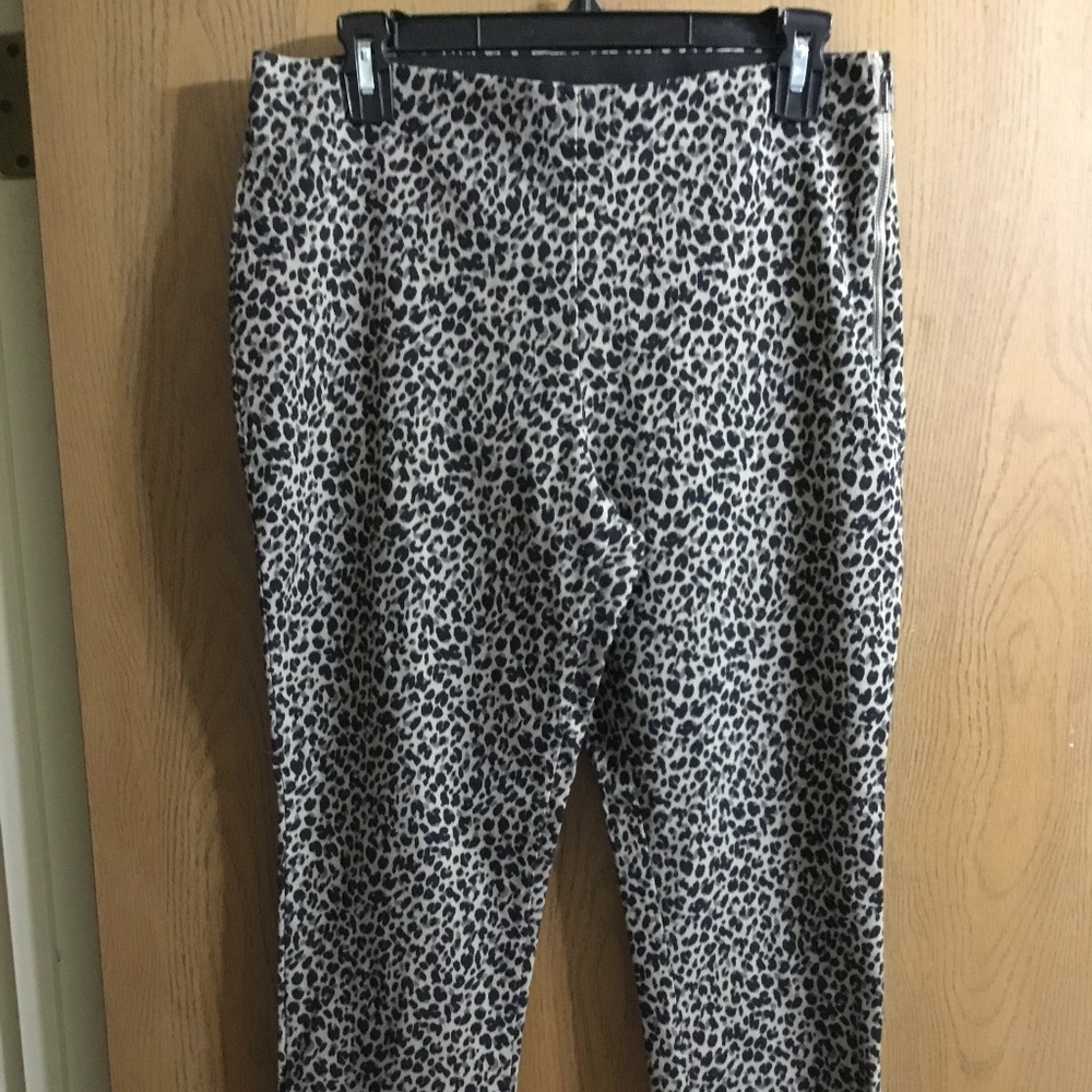 🛍️A New Day Women's Hip Zip Cheetah Print Dress Pants Size 10
